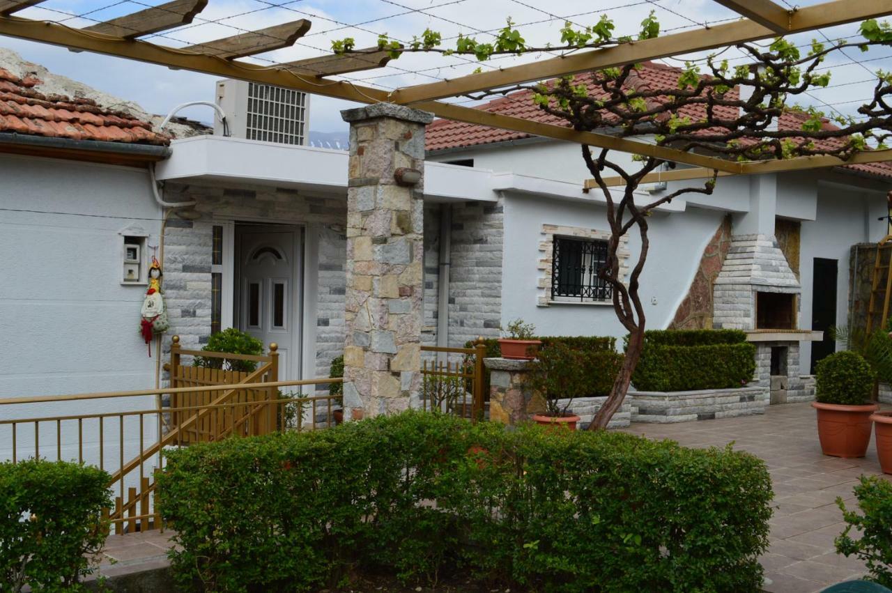 Vila Vila Ss Kekezi Gjirokastër Exteriér fotografie