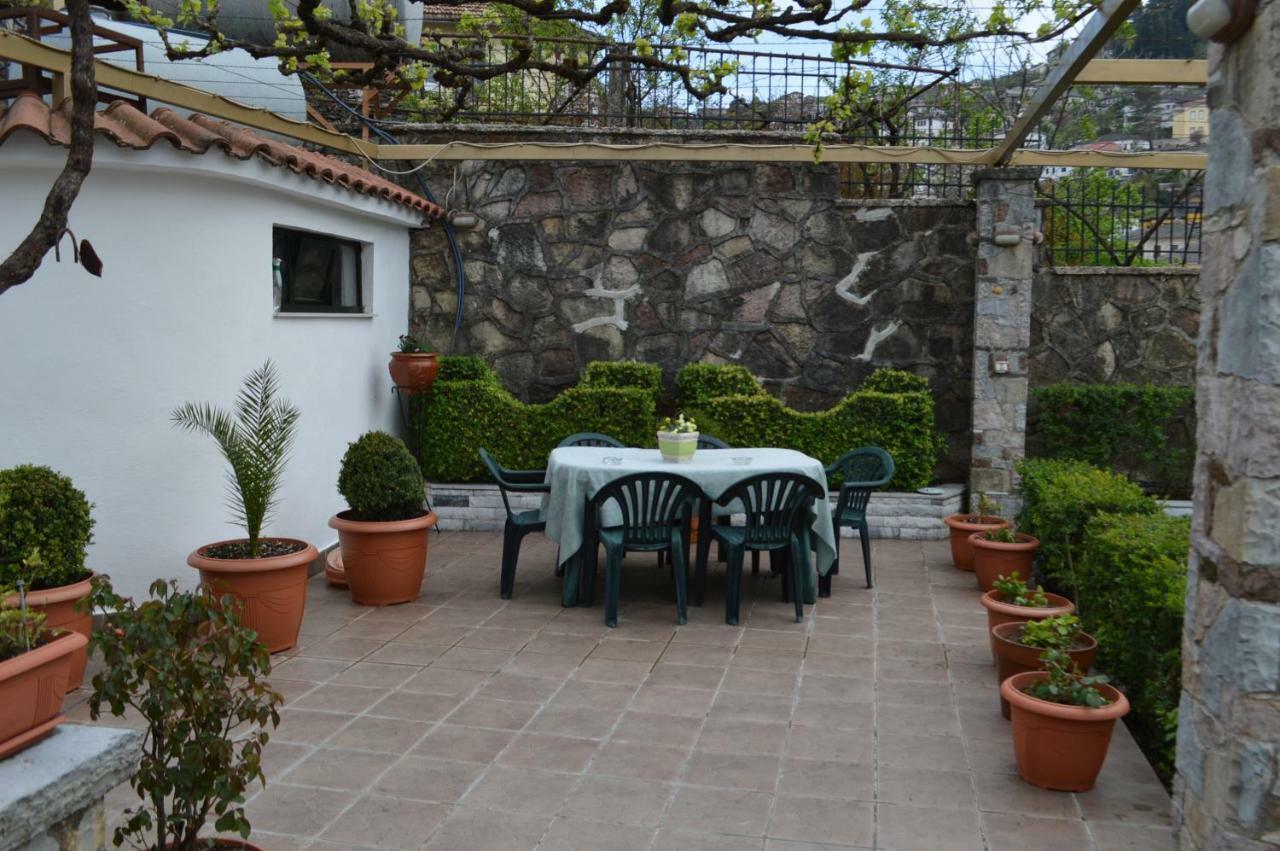 Vila Vila Ss Kekezi Gjirokastër Exteriér fotografie