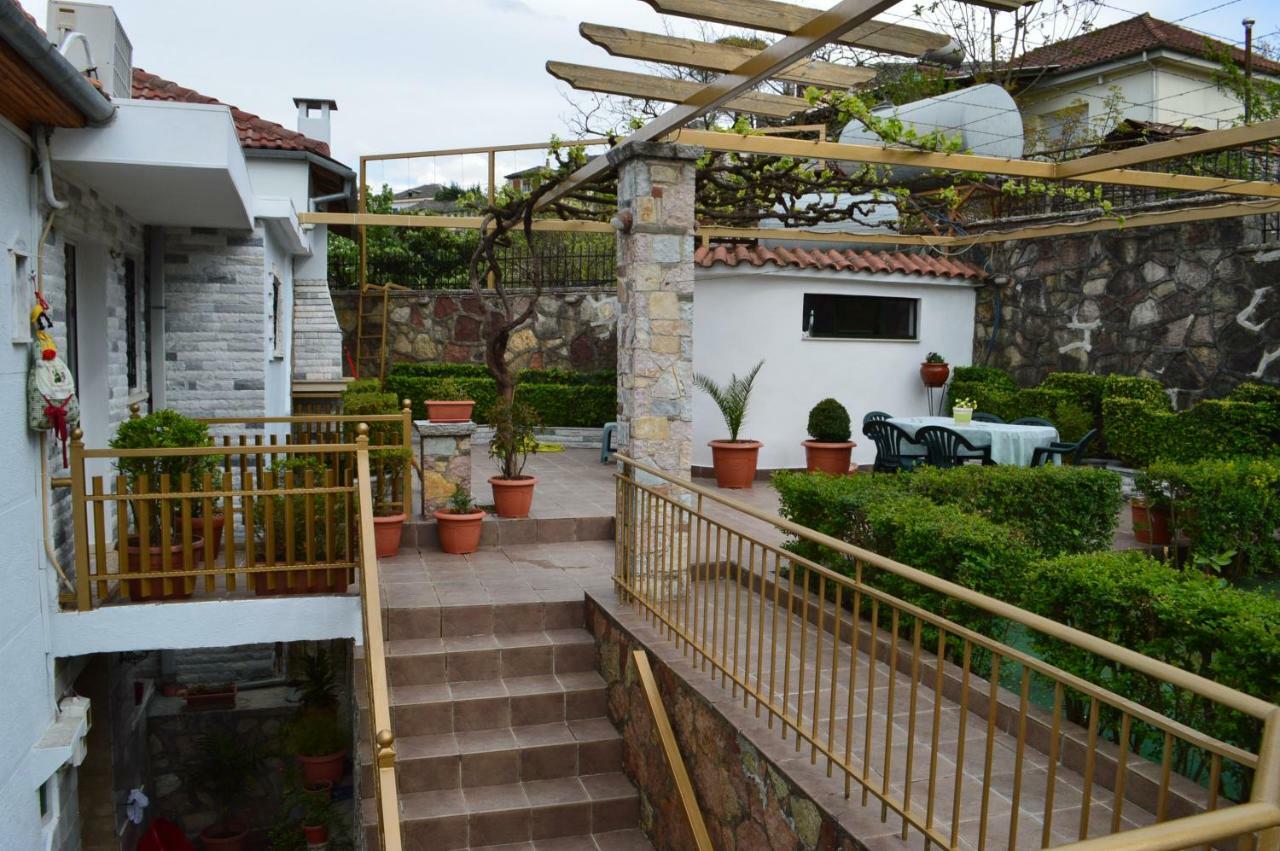 Vila Vila Ss Kekezi Gjirokastër Exteriér fotografie