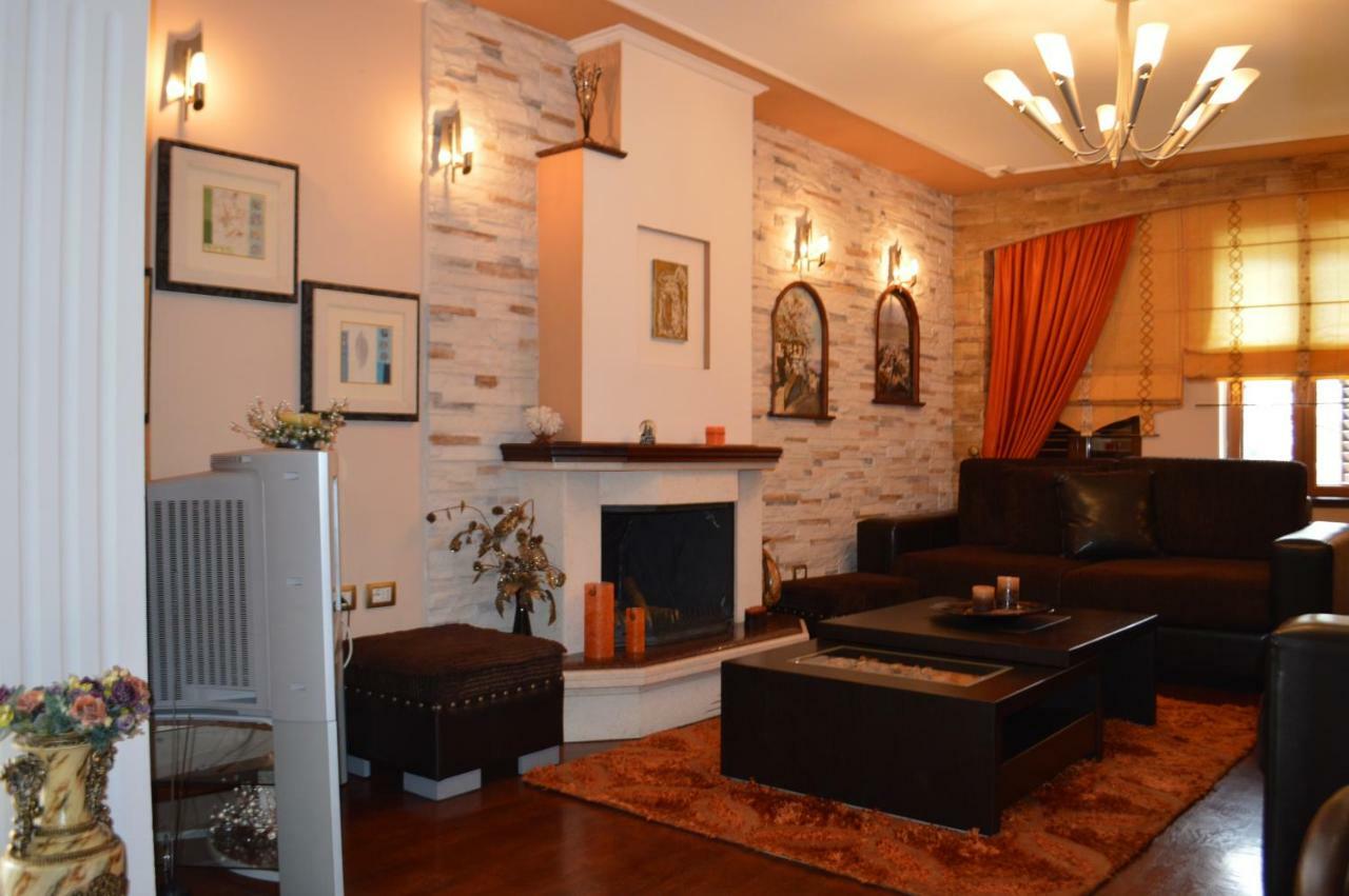 Vila Vila Ss Kekezi Gjirokastër Exteriér fotografie