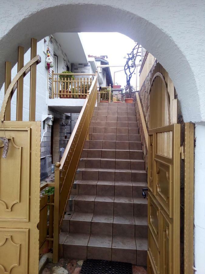 Vila Vila Ss Kekezi Gjirokastër Exteriér fotografie